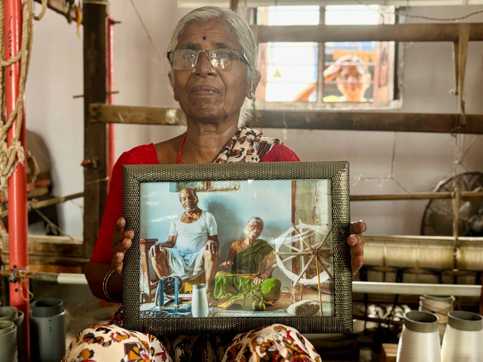 Framed Memory – The Photograph That Preserved a Memory